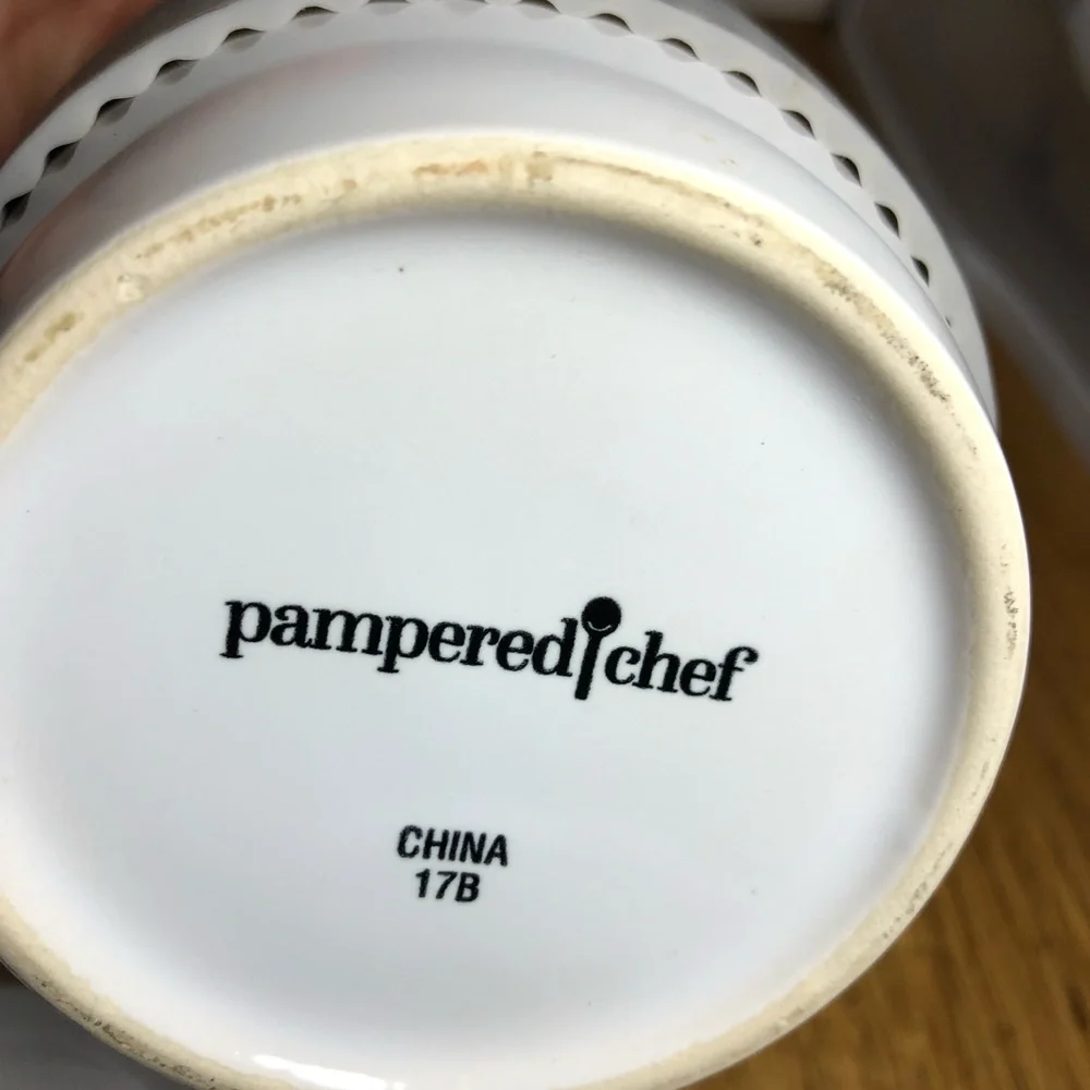 Pampered Chef Ceramic Egg‎ Cooker NWOB